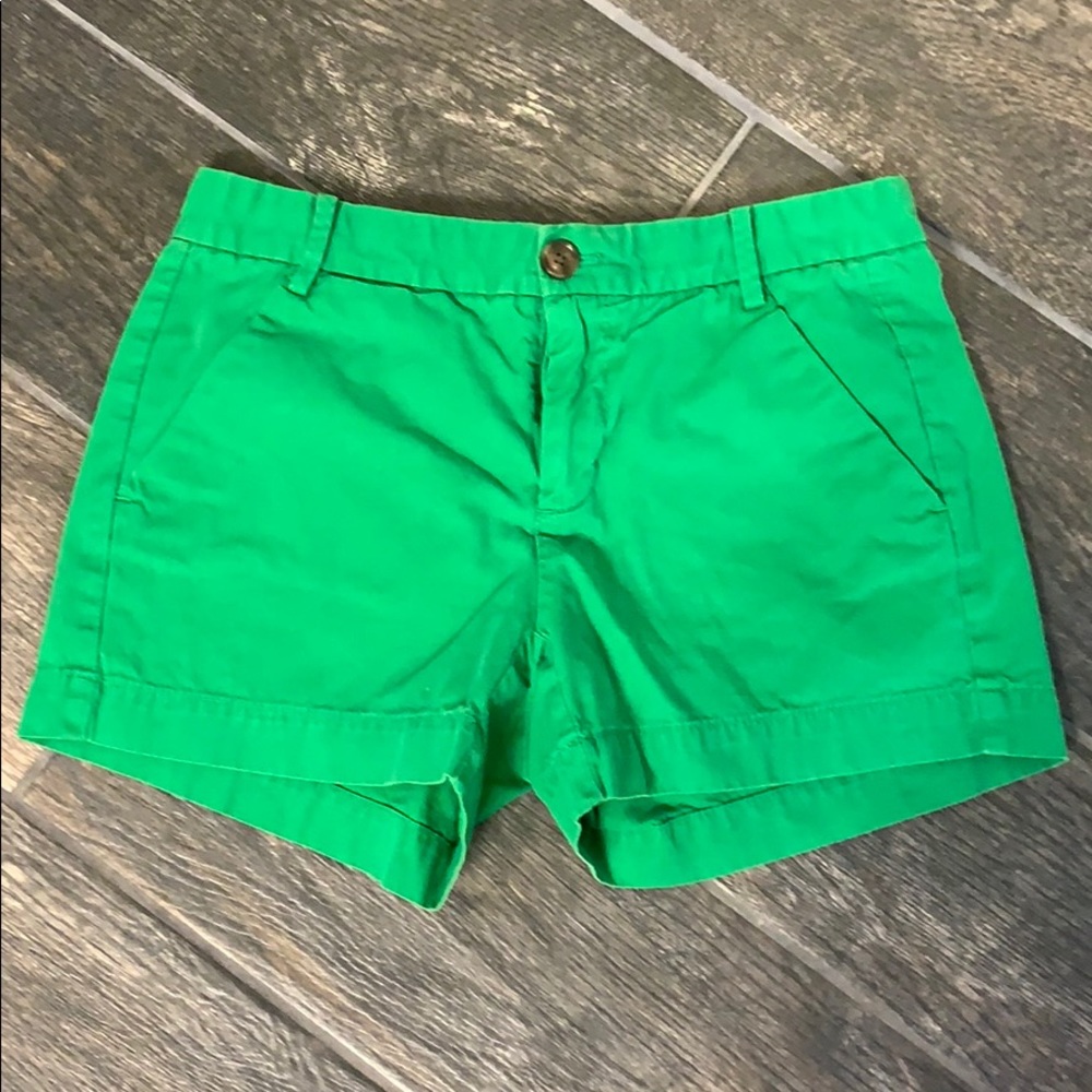 Gap Sunkissed Kelly Green Khaki Shorts